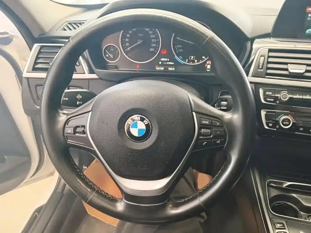 BMW 3 Series 2018 320Li Fashion Edition — миниатюра 7