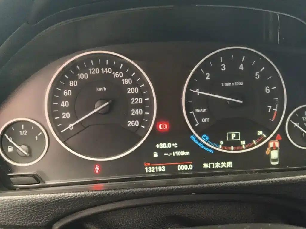 BMW 3 Series 2018 320Li Fashion Edition — миниатюра 8
