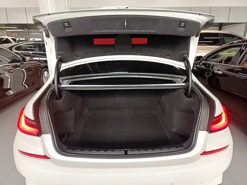 2022 BMW 3 Series 325i M Sport Package — миниатюра 19