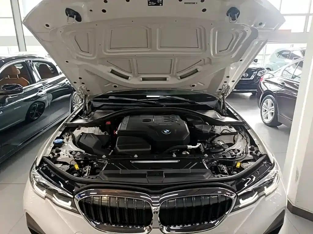 2022 BMW 3 Series 325i M Sport Package — миниатюра 20