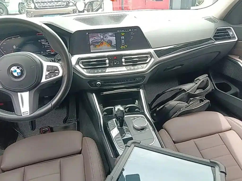 2021 BMW 3 Series Facelift 320Li M Sport Package — миниатюра 13