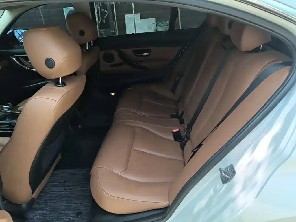 2015 BMW 3 Series 320Li Luxury Design Package — миниатюра 17