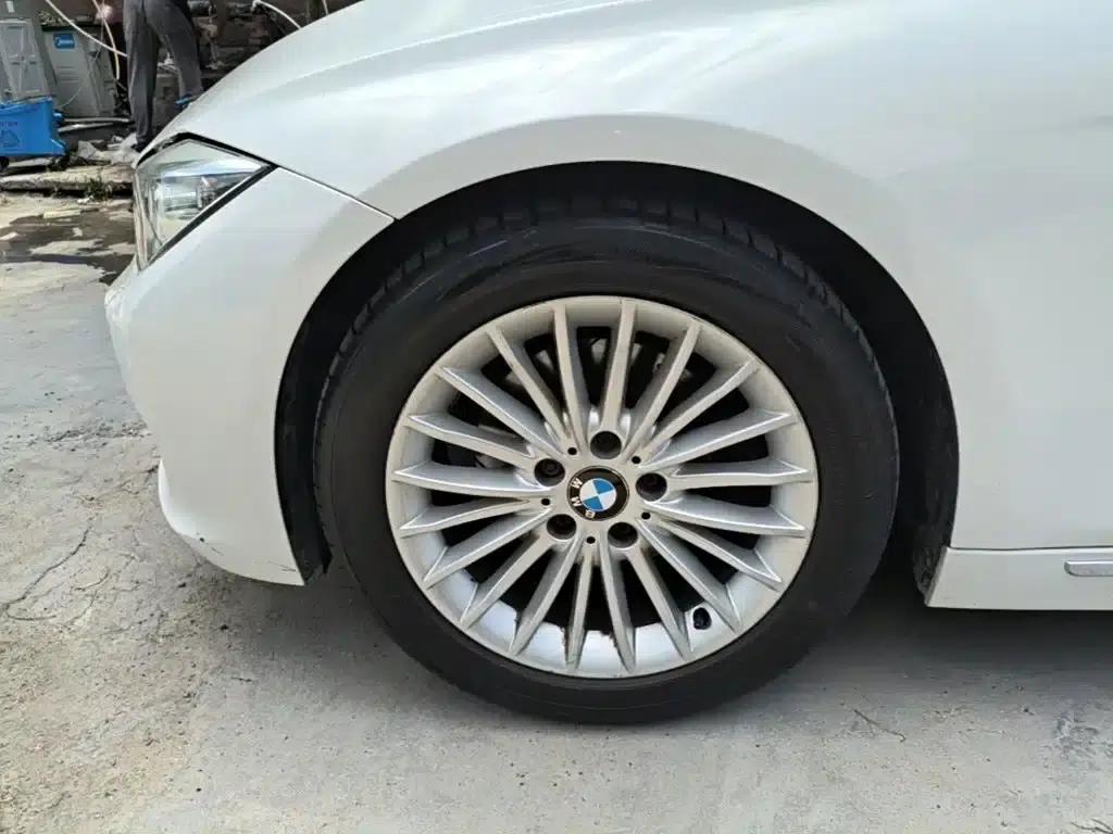 2015 BMW 3 Series 320Li Luxury Design Package — миниатюра 23