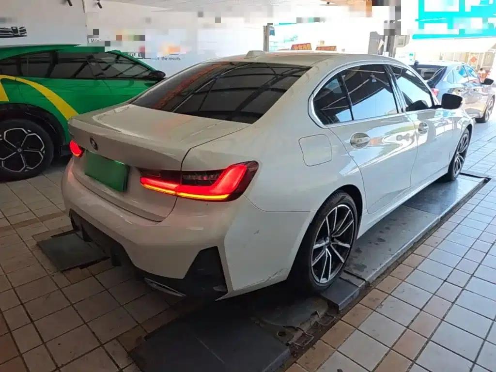 2023 BMW 3 Series 320Li M Sport Package — миниатюра 7