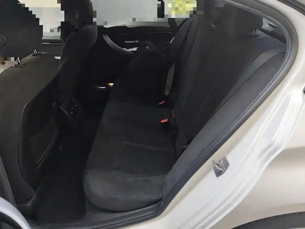 2017 BMW 3 Series 320i M Sport — миниатюра 15