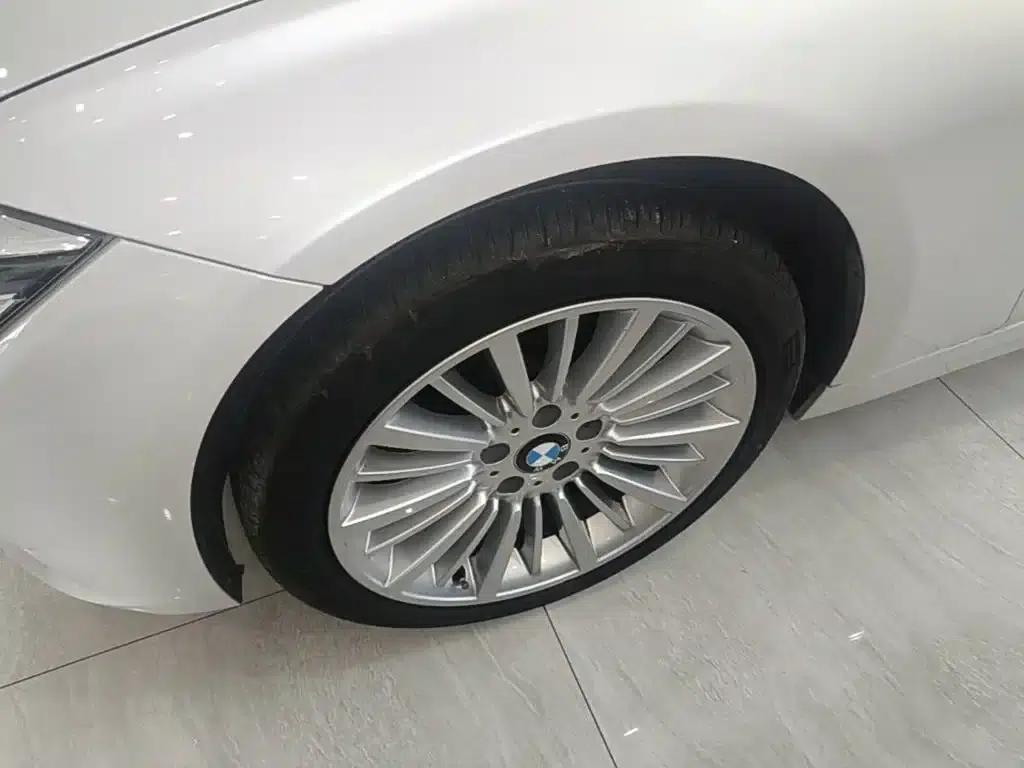 BMW 3 Series 2018 320Li Fashion Edition — миниатюра 23