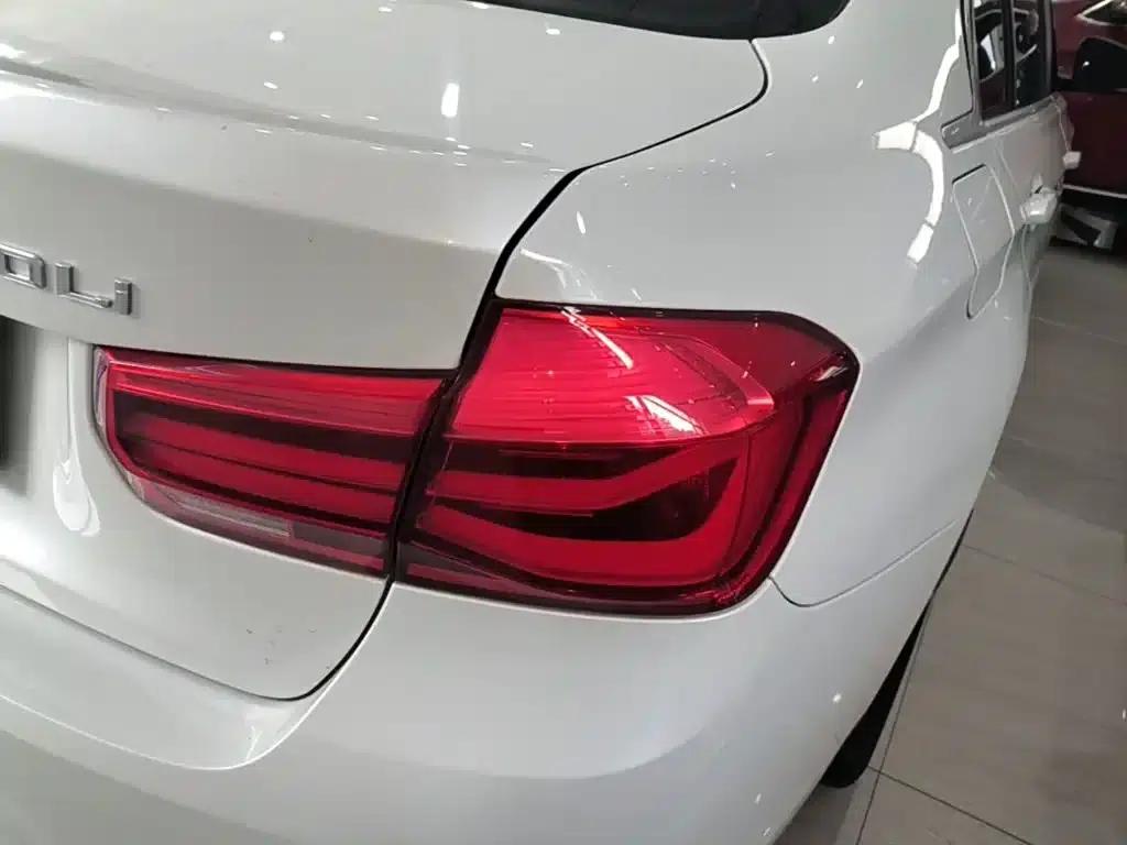 BMW 3 Series 2018 320Li Fashion Edition — миниатюра 8