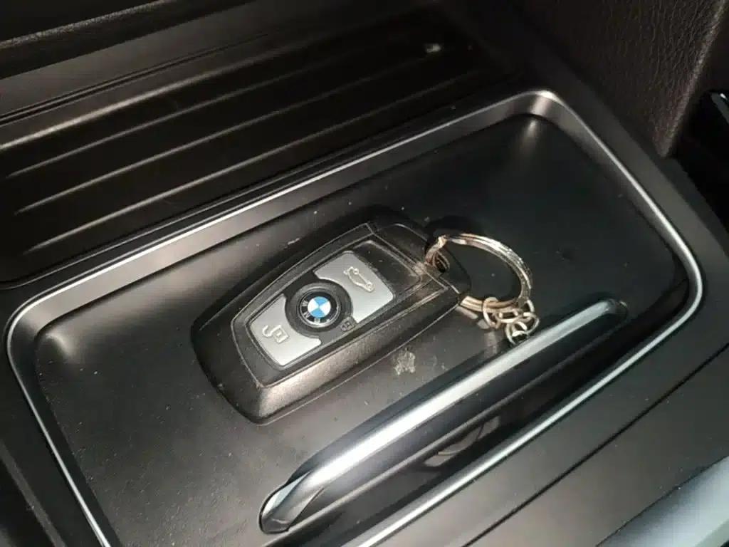 BMW 3 Series 2018 320Li Fashion Edition — миниатюра 9