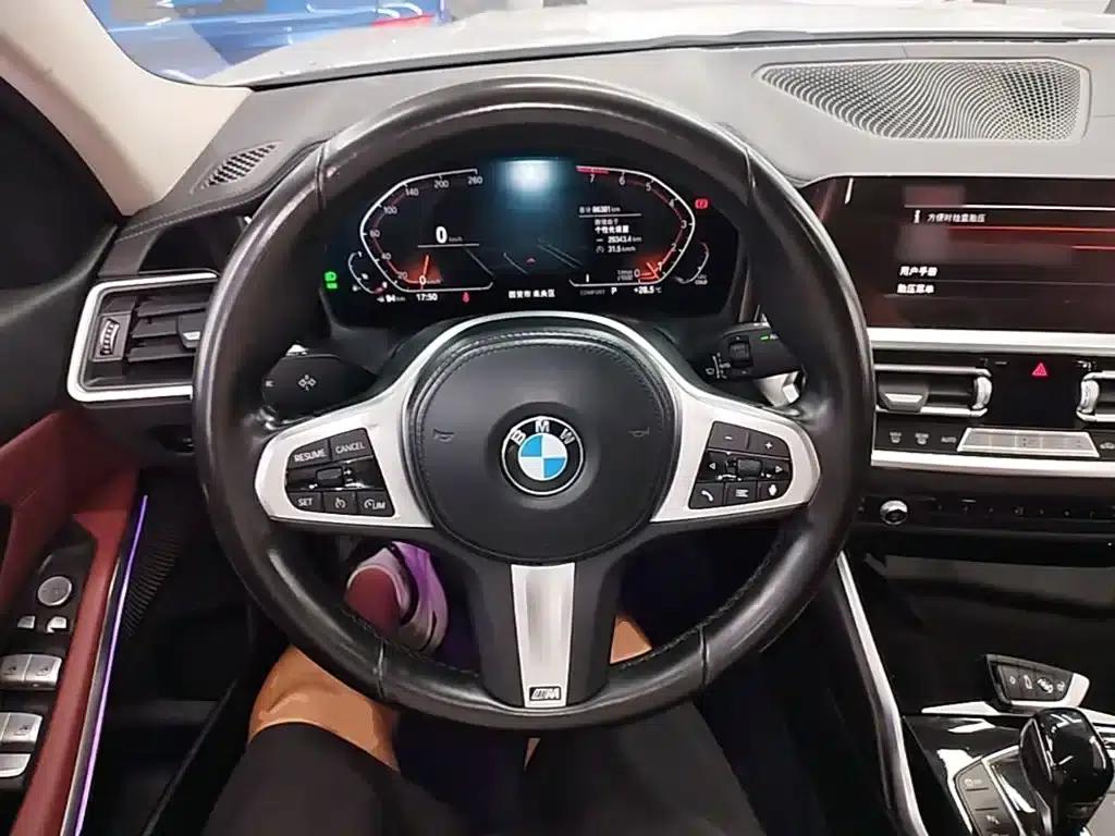 2022 BMW 3 Series 320Li M Sport Package — миниатюра 11