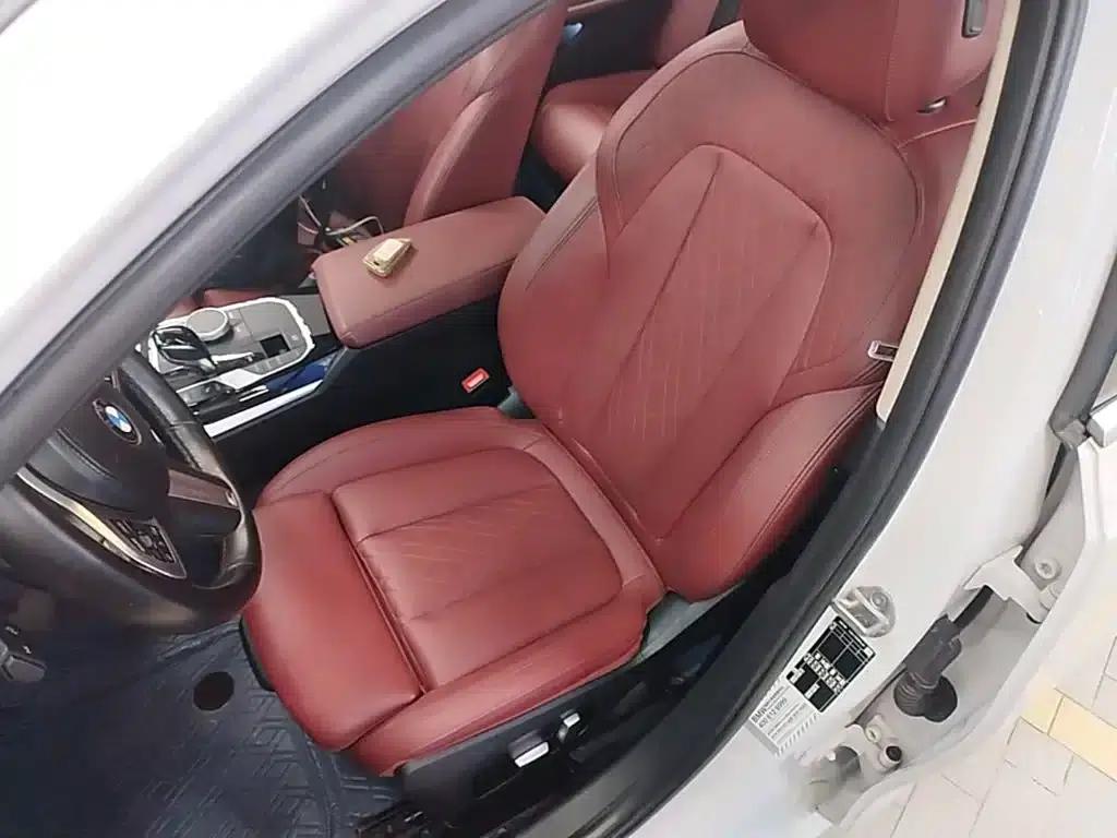 2022 BMW 3 Series 320Li M Sport Package — миниатюра 15