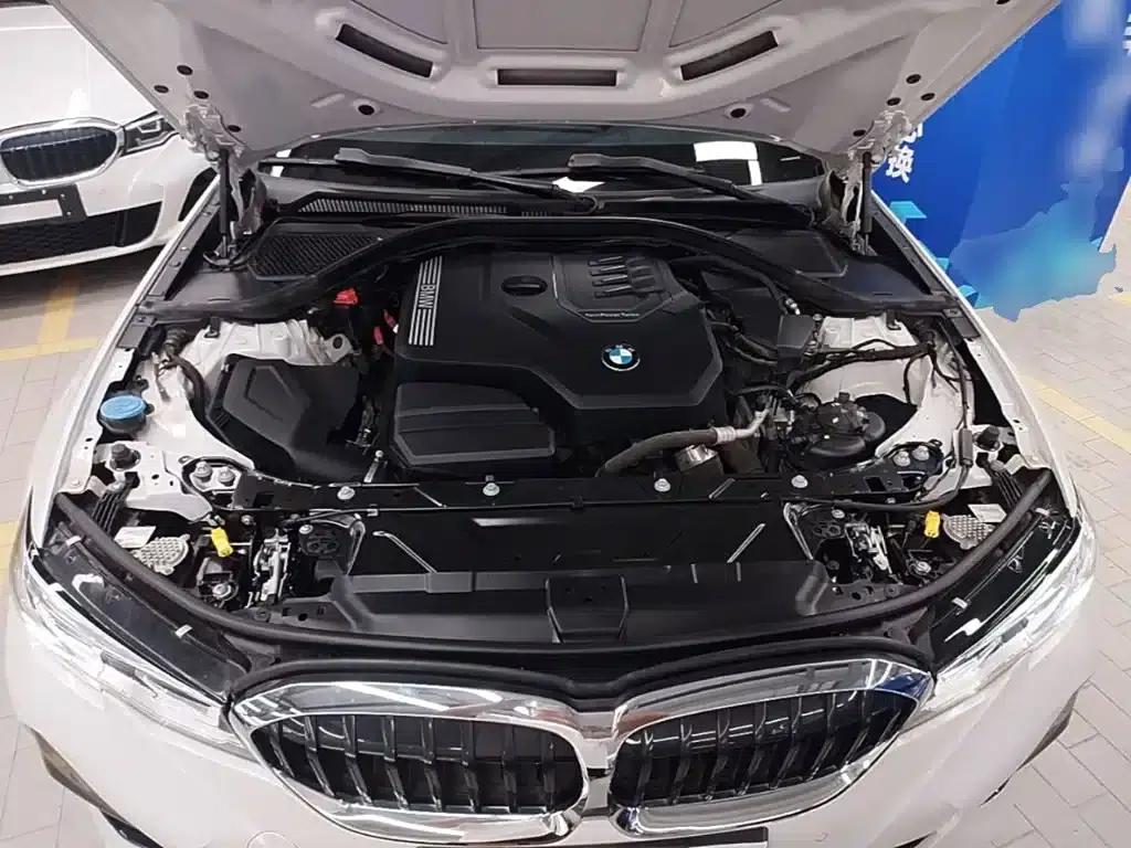 2022 BMW 3 Series 320Li M Sport Package — миниатюра 20