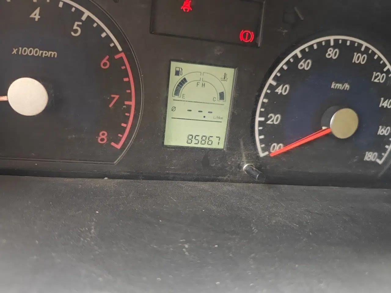 Suzuki Wagon R 2016 1.4L Manual Value Model — миниатюра 12