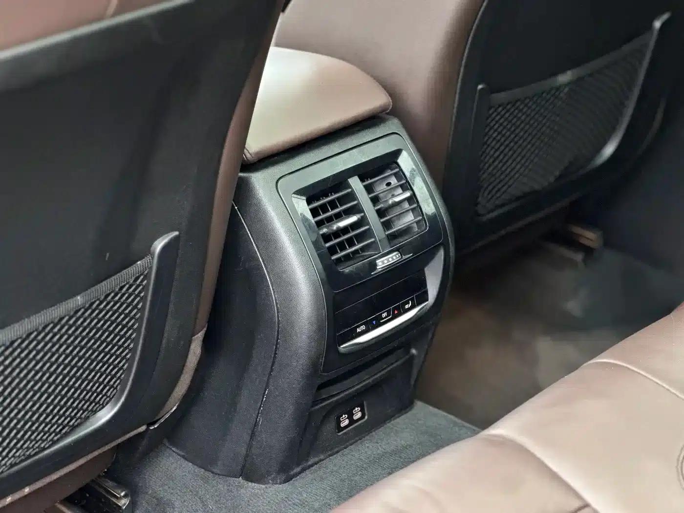 BMW X3 2020 xDrive30i Leading M Sport Package — миниатюра 13