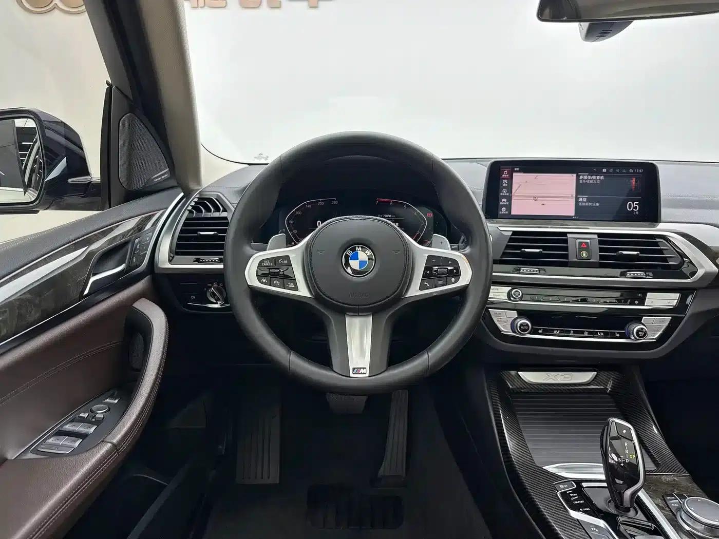 BMW X3 2020 xDrive30i Leading M Sport Package — миниатюра 16