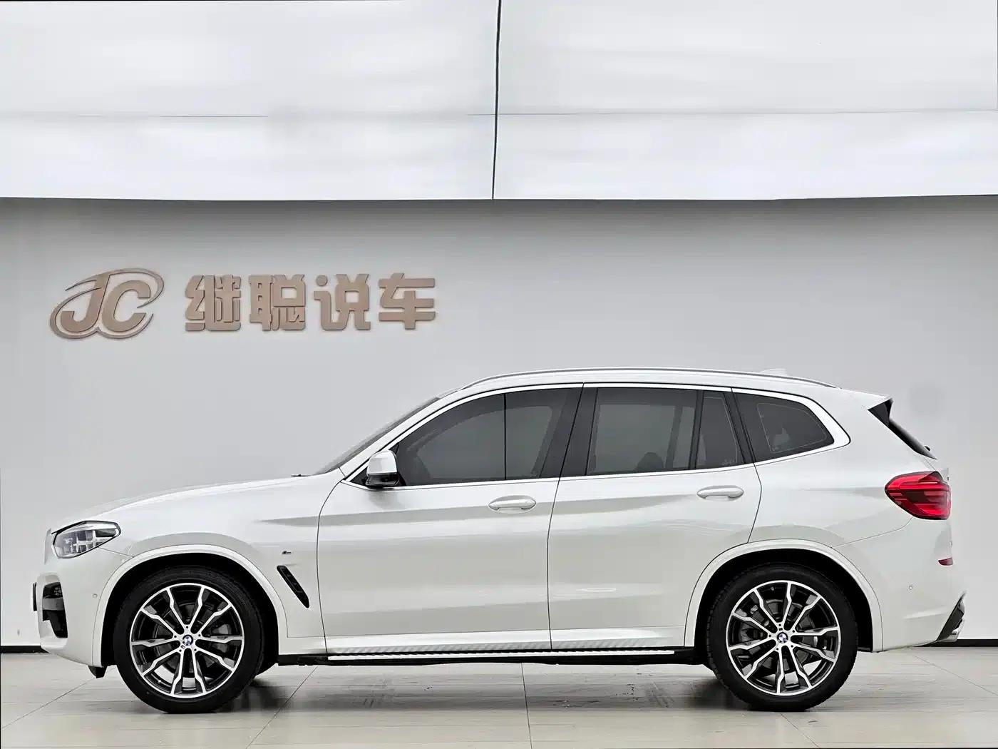 BMW X3 2020 xDrive30i Leading M Sport Package — миниатюра 4