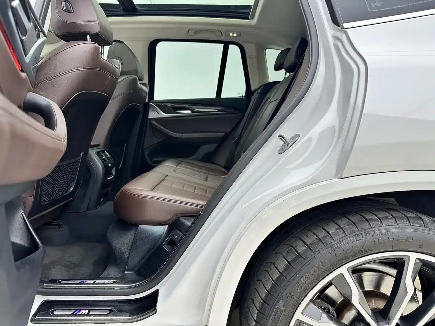 BMW X3 2020 xDrive30i Leading M Sport Package — миниатюра 7