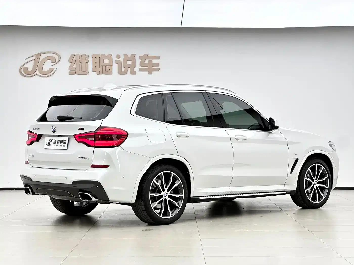 BMW X3 2020 xDrive30i Leading M Sport Package — миниатюра 9