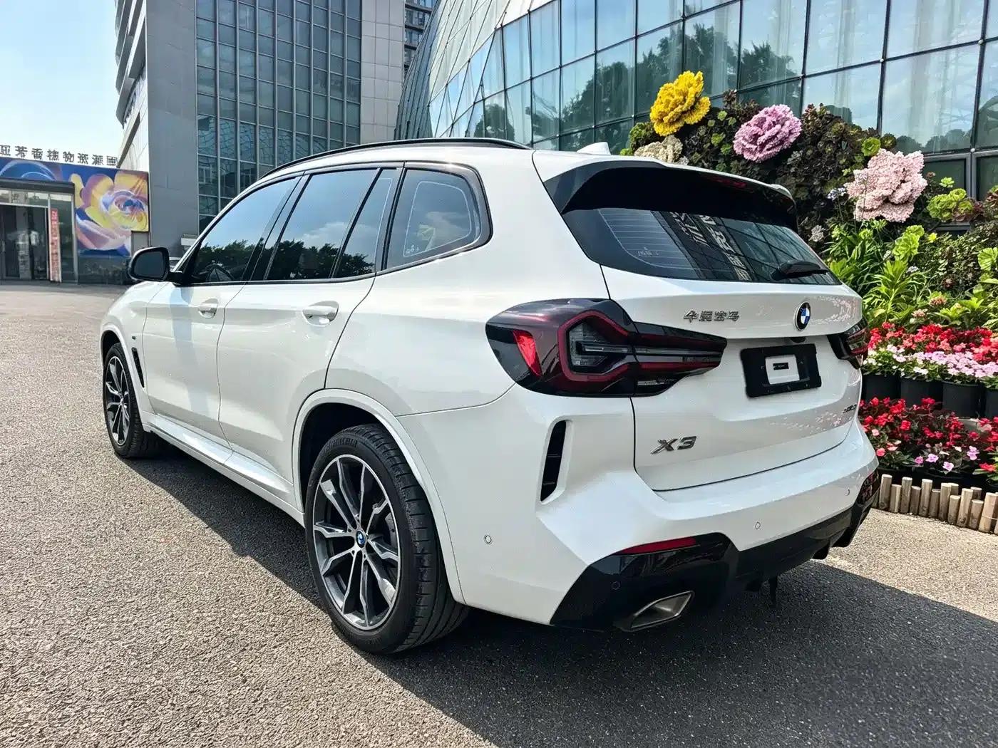 BMW X3 2023 xDrive30i Luxury M Sport Package — миниатюра 14