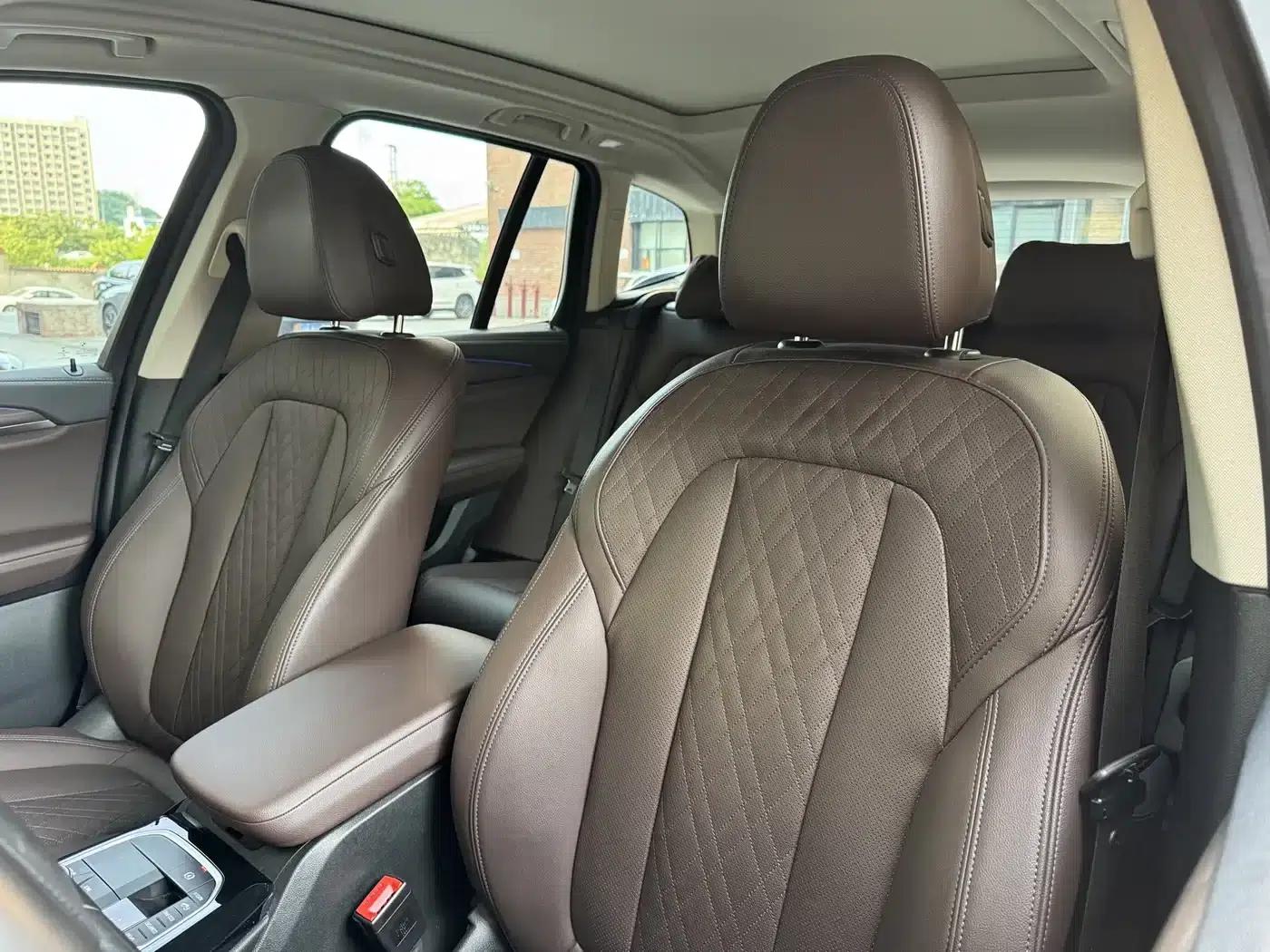 BMW X3 2022 xDrive30i Leading Edition M Sport Package — миниатюра 18