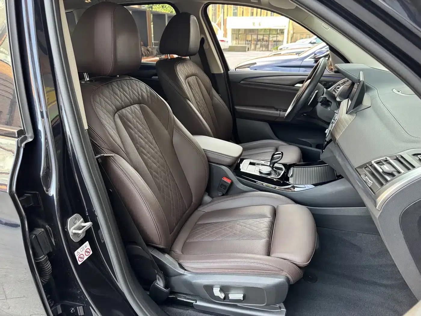 BMW X3 2022 xDrive30i Leading Edition M Sport Package — миниатюра 21