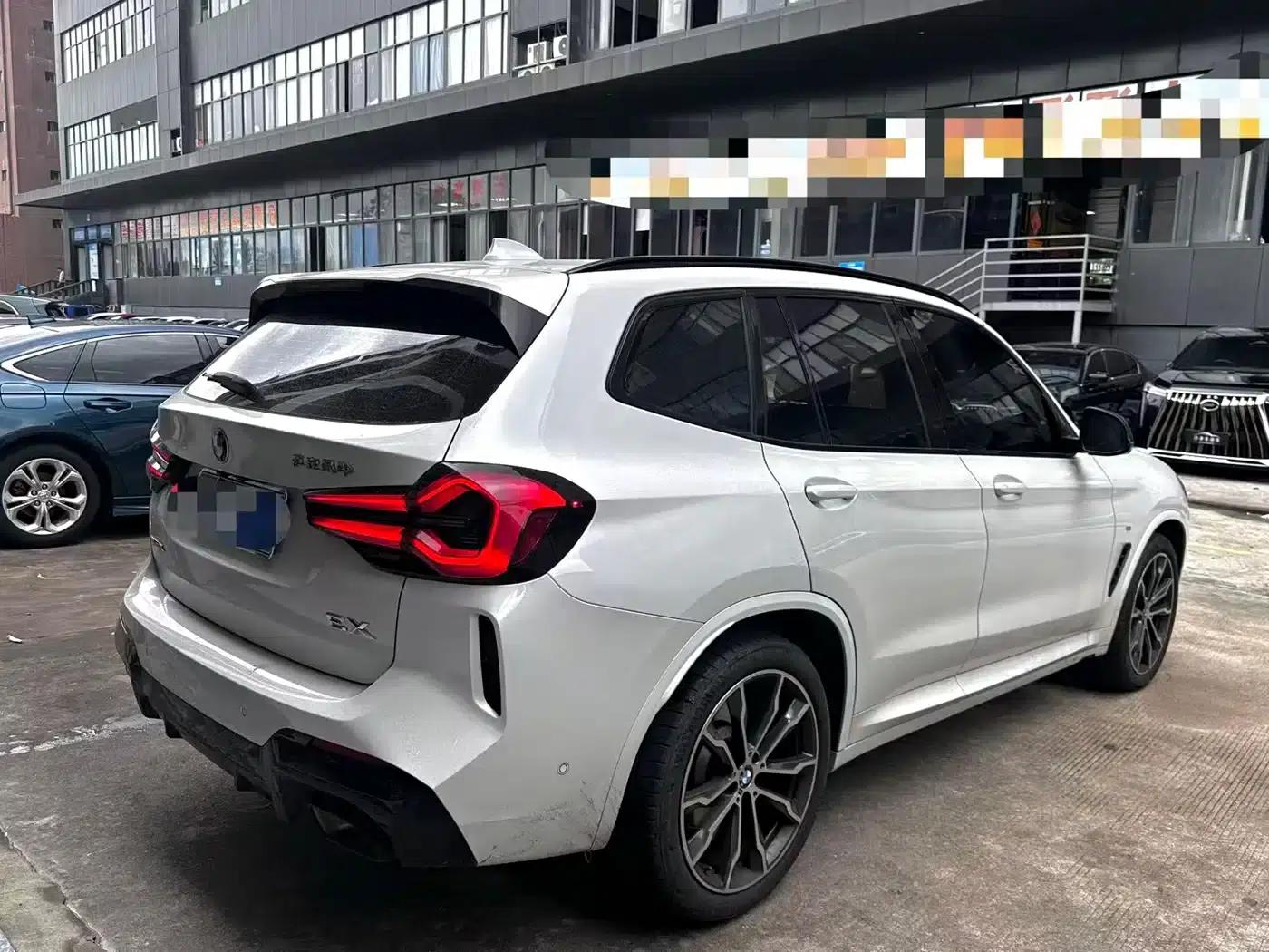 BMW X3 2023 xDrive30i Leading Edition M Sport Package — миниатюра 6