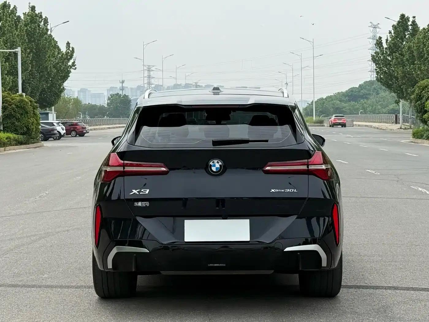 BMW X3 2025 xDrive30L Luxury M Sport Package — миниатюра 17