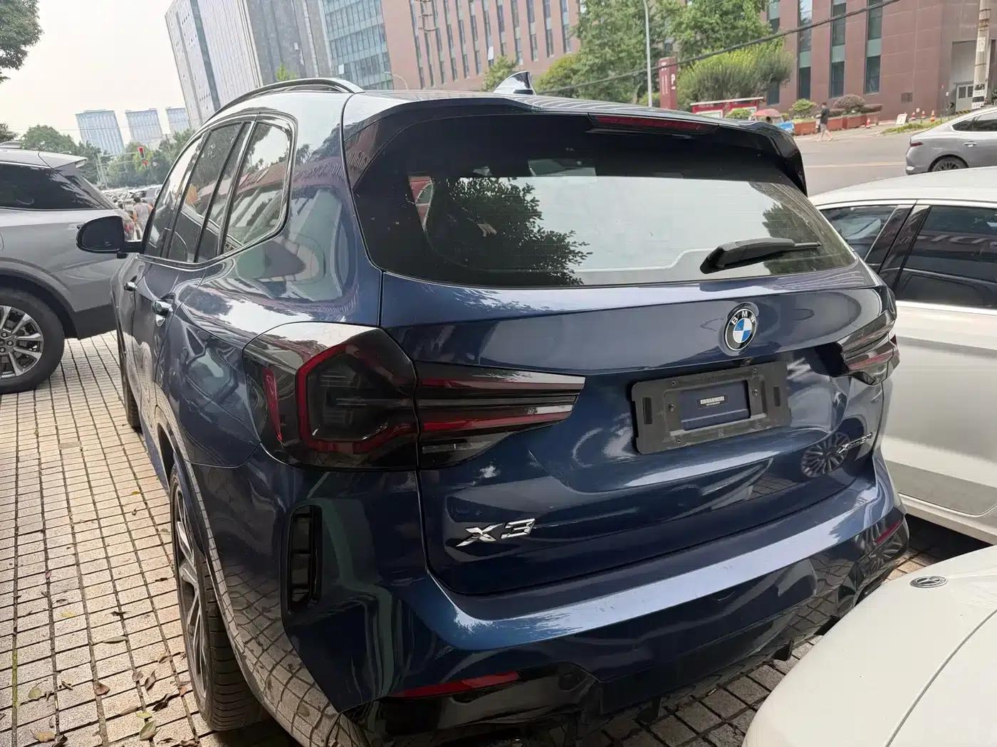 BMW X3 2022 xDrive30i Leading Edition M Sport Package — миниатюра 4