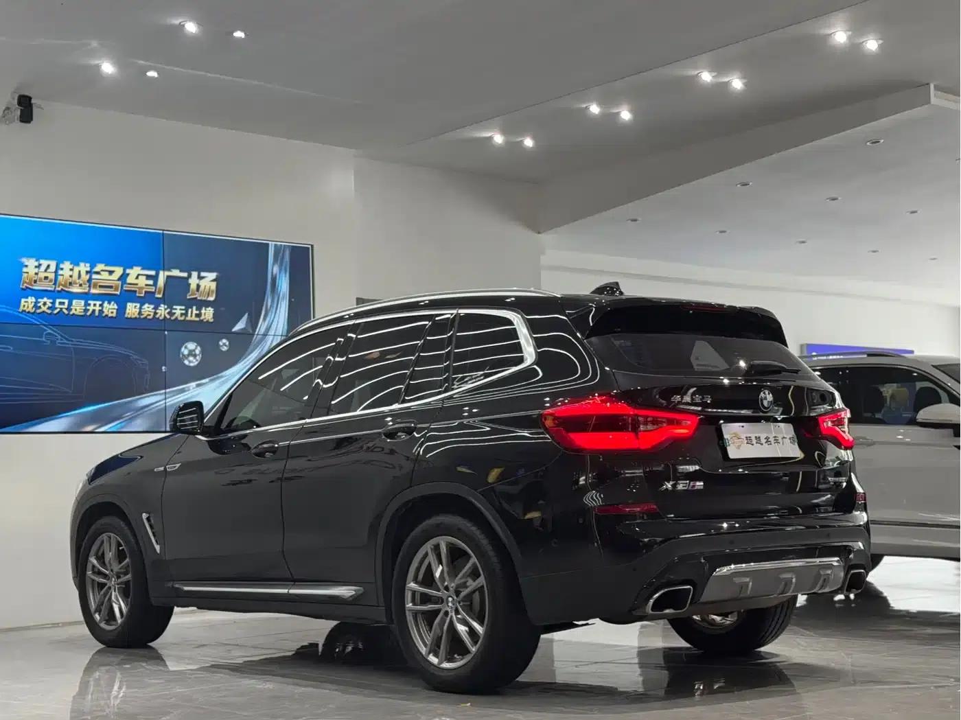 BMW X3 2021 xDrive28i Luxury Package — миниатюра 4