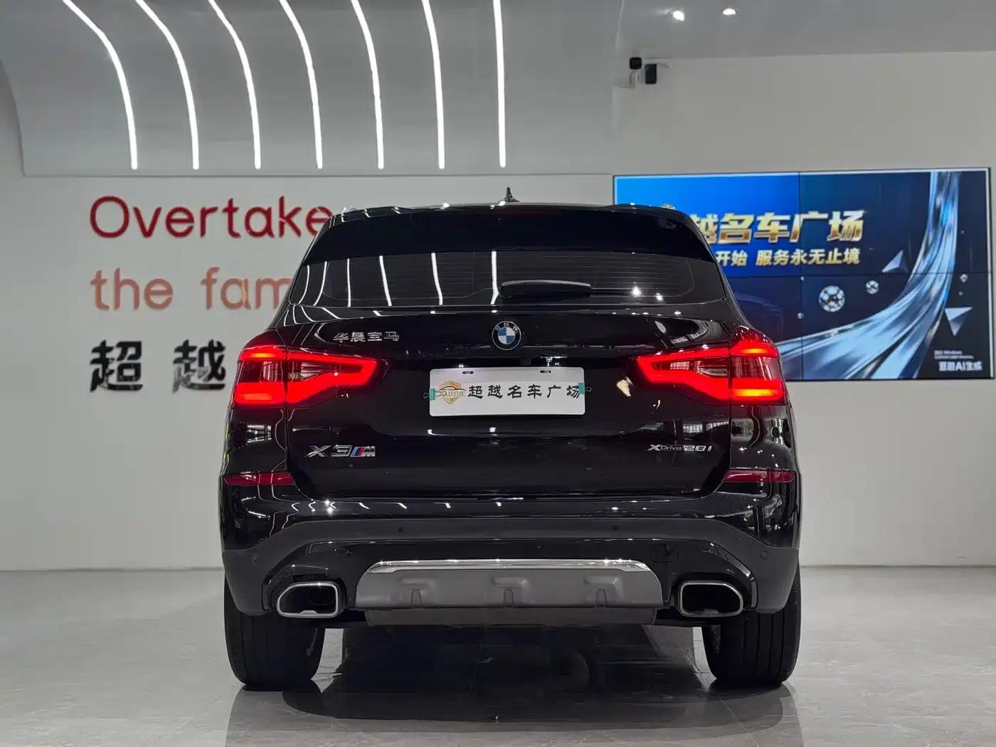BMW X3 2021 xDrive28i Luxury Package — миниатюра 5