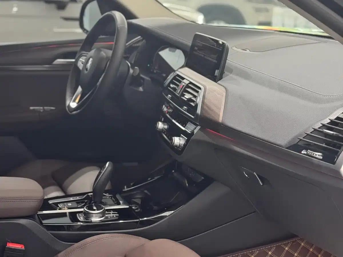 BMW X3 2021 xDrive28i Luxury Package — миниатюра 9
