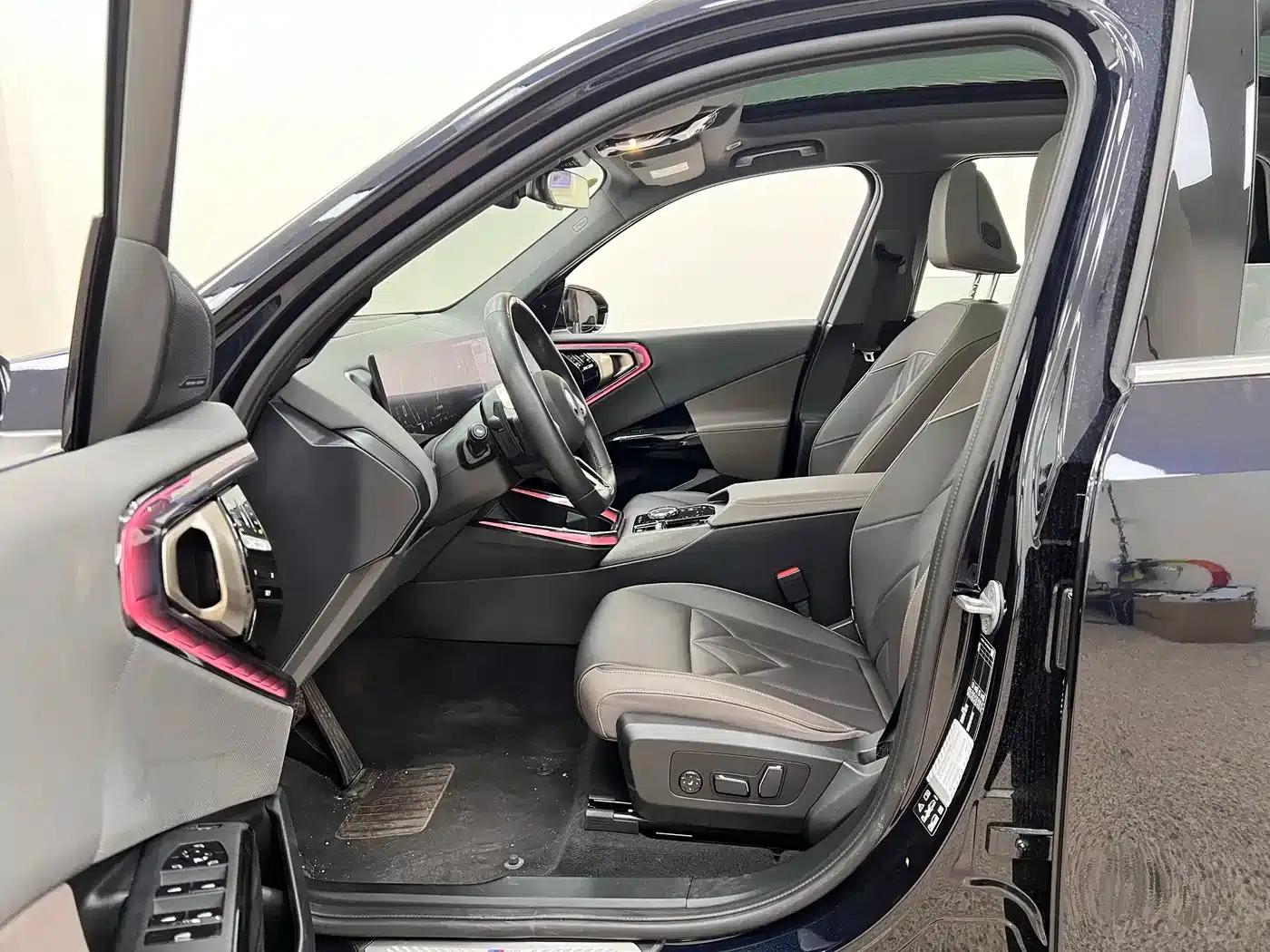 BMW X3 2025 xDrive30L Luxury M Sport Package — миниатюра 17