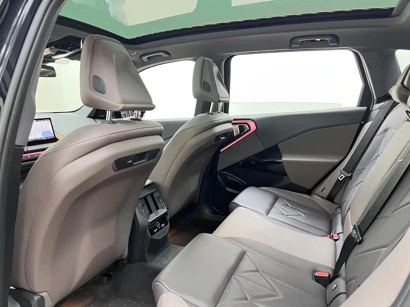 BMW X3 2025 xDrive30L Luxury M Sport Package — миниатюра 19