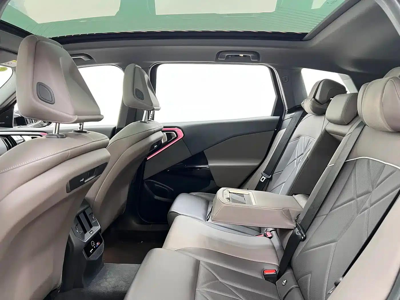 BMW X3 2025 xDrive30L Luxury M Sport Package — миниатюра 20