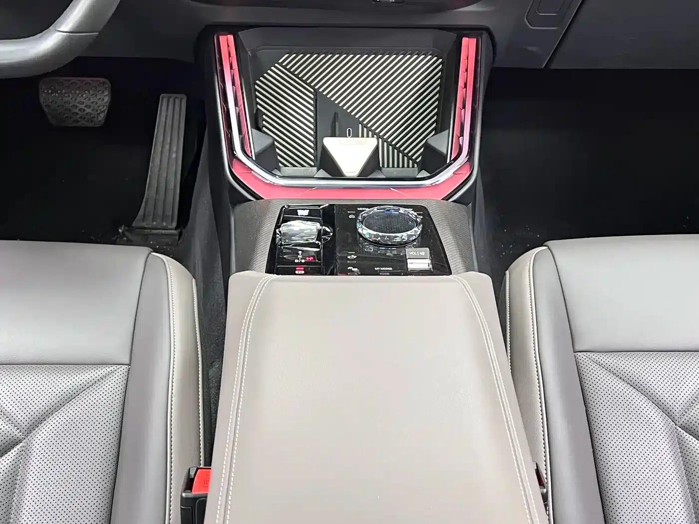 BMW X3 2025 xDrive30L Luxury M Sport Package — миниатюра 26