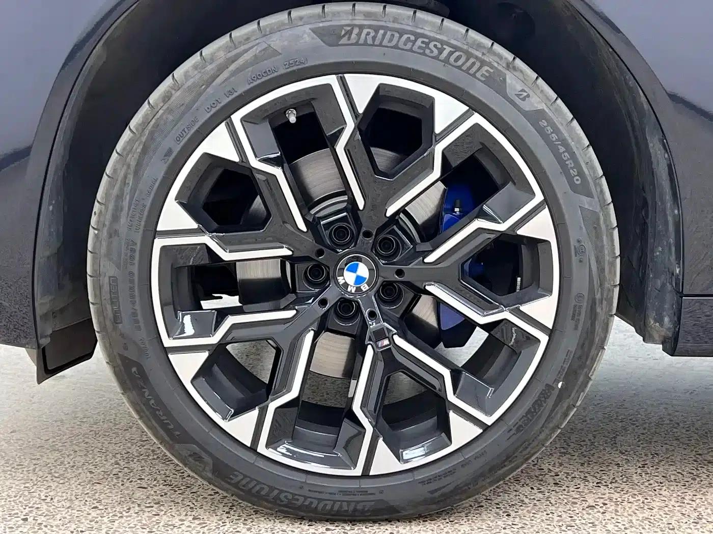 BMW X3 2025 xDrive30L Luxury M Sport Package — миниатюра 10