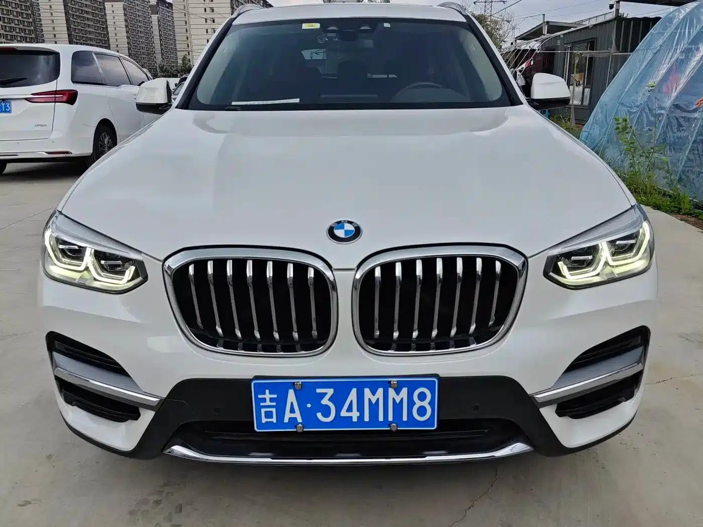 BMW X3 2020 xDrive25i Luxury Package — миниатюра 1