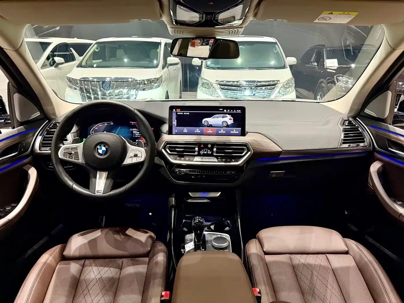 BMW X3 2023 xDrive30i Leading Edition M Sport Package — миниатюра 11