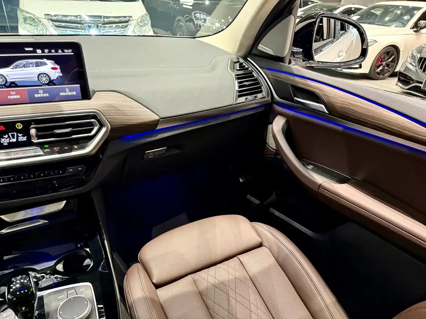 BMW X3 2023 xDrive30i Leading Edition M Sport Package — миниатюра 13