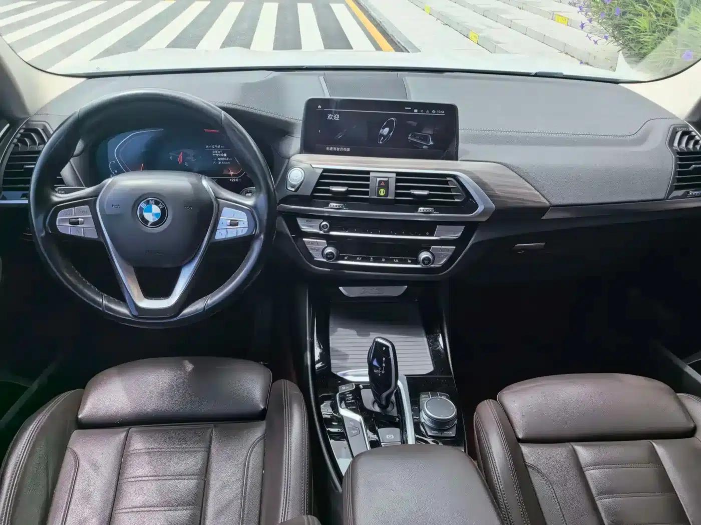BMW X3 2021 xDrive28i Luxury Package — миниатюра 7