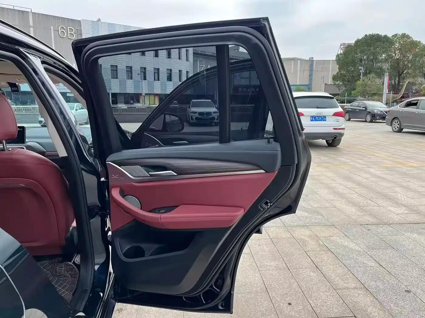 BMW X3 2022 Facelift xDrive30i Leading Edition M Sport Package — миниатюра 20