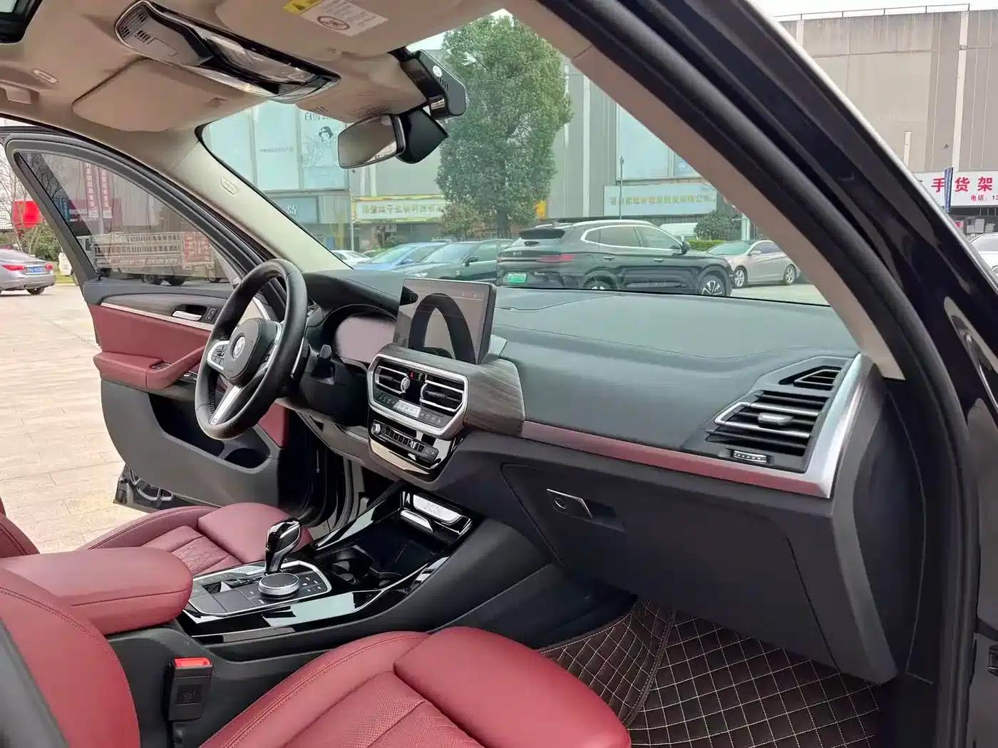 BMW X3 2022 Facelift xDrive30i Leading Edition M Sport Package — миниатюра 29