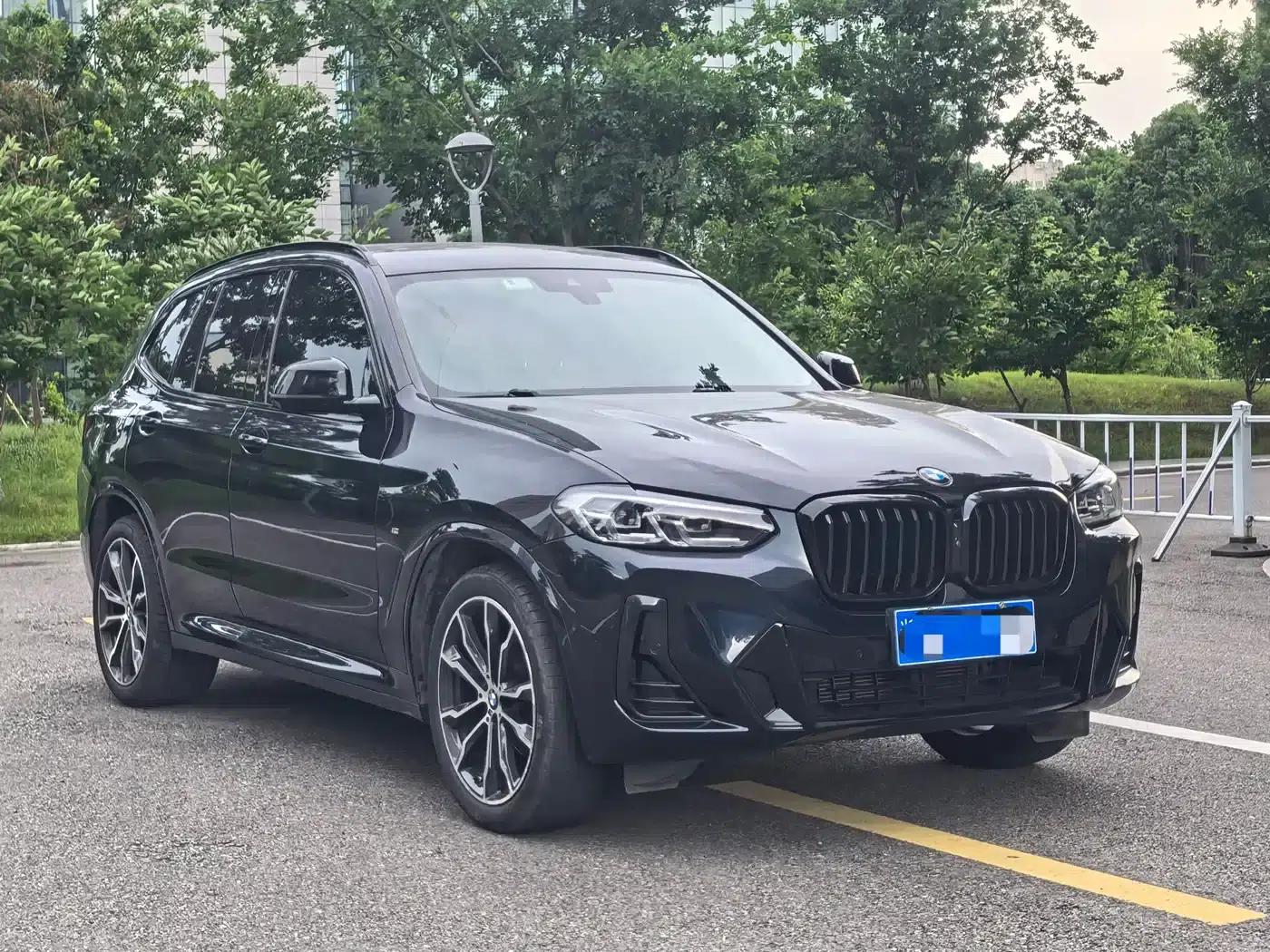 BMW X3 2022 xDrive30i Leading Edition M Sport Package — миниатюра 3