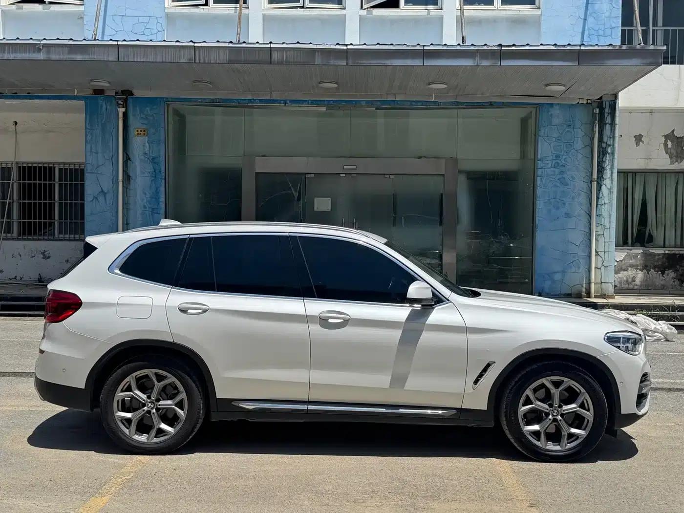 BMW X3 2021 Facelift xDrive28i Luxury Package — миниатюра 4