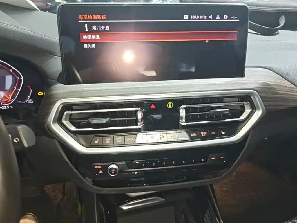 BMW X3 2022 xDrive30i Leading Edition M Sport Package — миниатюра 13