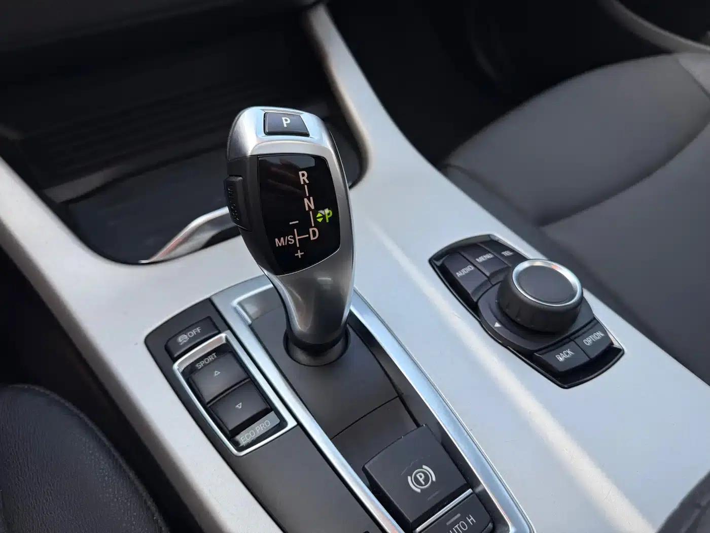 2016 BMW X3 sDrive20i (Imported) — миниатюра 13