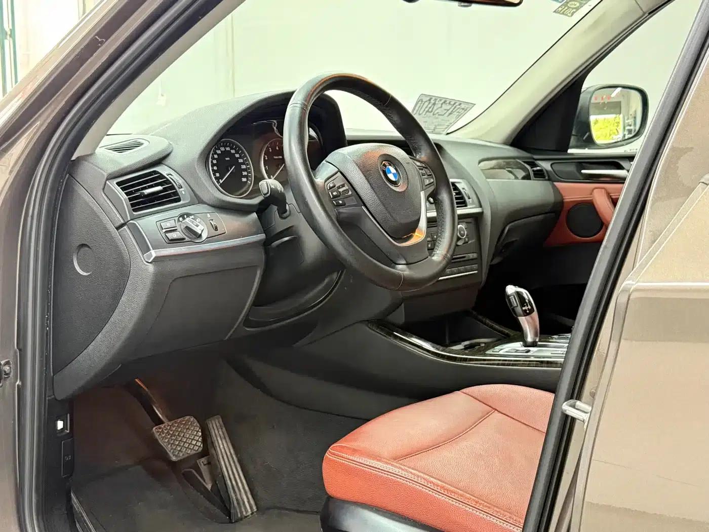BMW X3 (Imported) 2011 xDrive28i Luxury — миниатюра 4