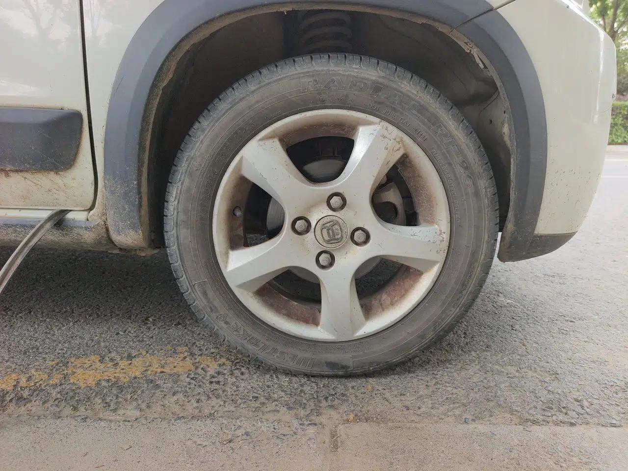 Suzuki Wagon R X5 2015 1.4L Luxury Model — миниатюра 8