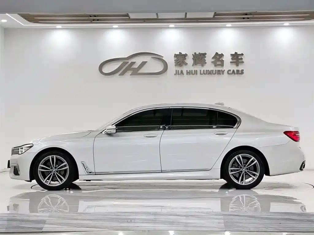2018 BMW 7 Series 730Li Leading Edition M Sport Package — миниатюра 4