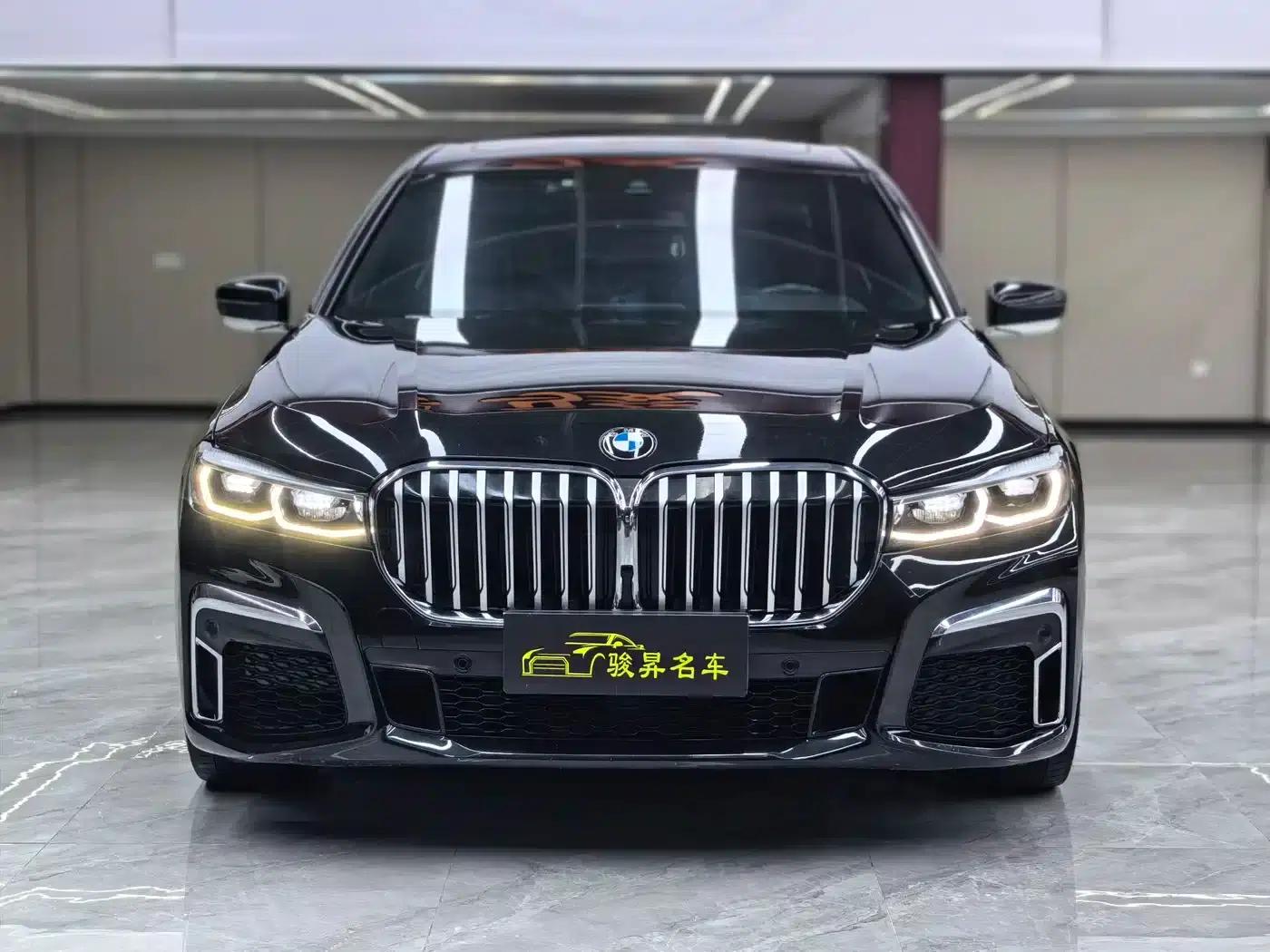 2019 BMW 7 Series Facelift 740Li Leading Edition M Sport Package — миниатюра 2