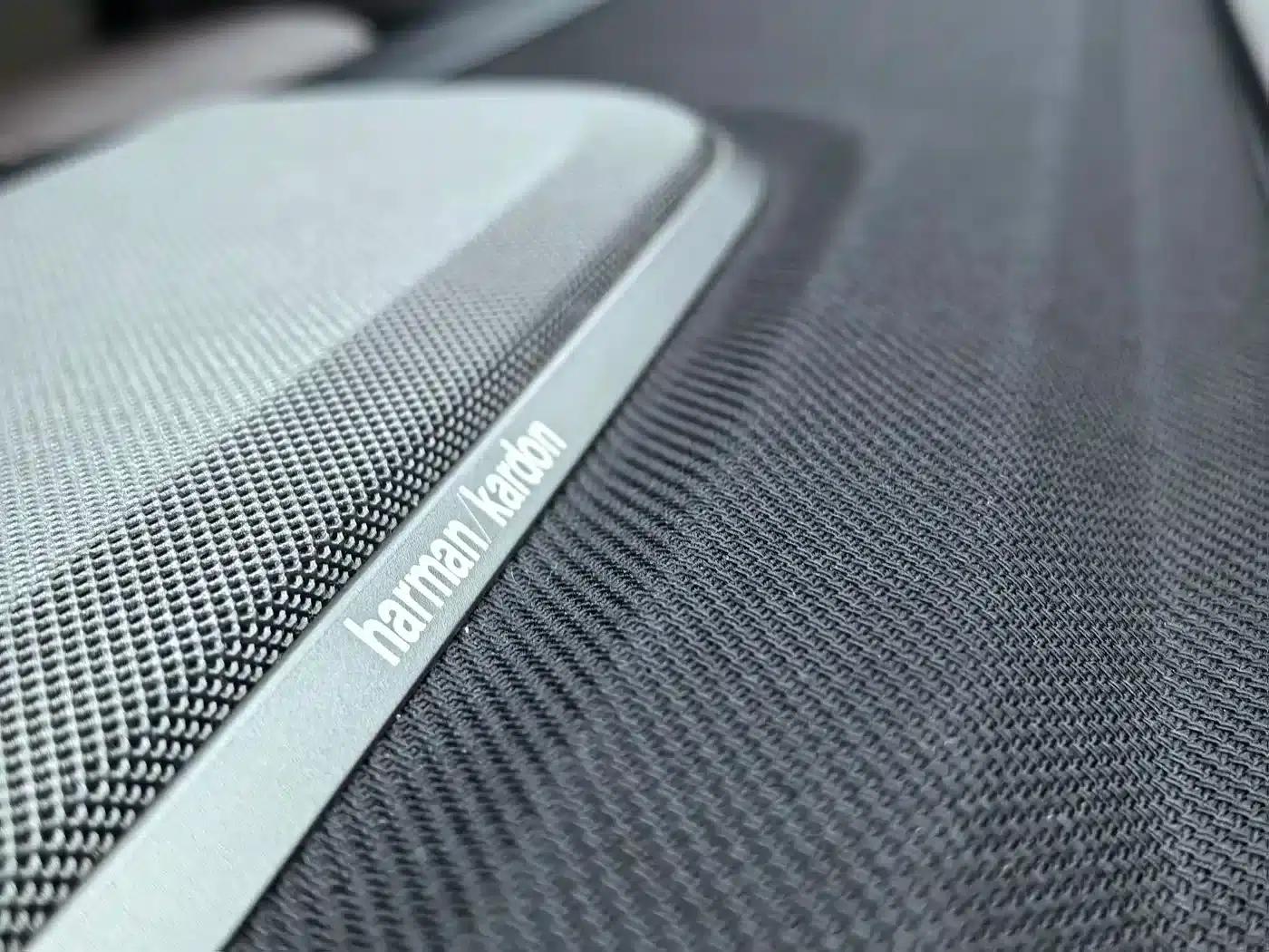 2019 BMW 7 Series Facelift 740Li Leading Edition M Sport Package — миниатюра 22